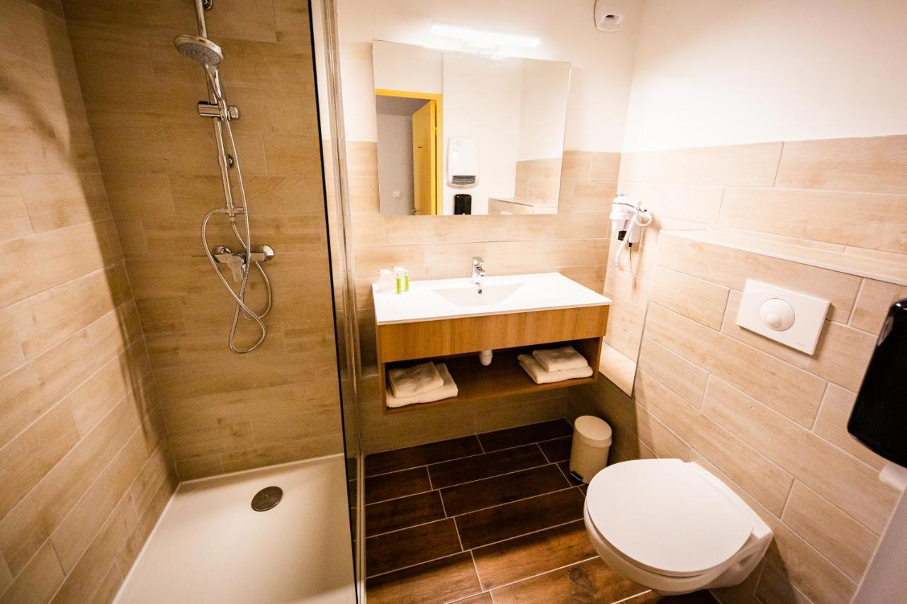 Hotel Du Tregor Треґіє Екстер'єр фото